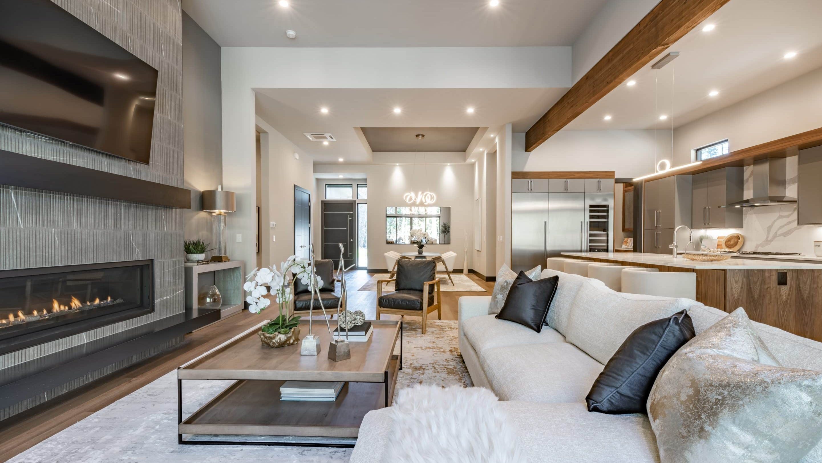 modern farmhouse home design​