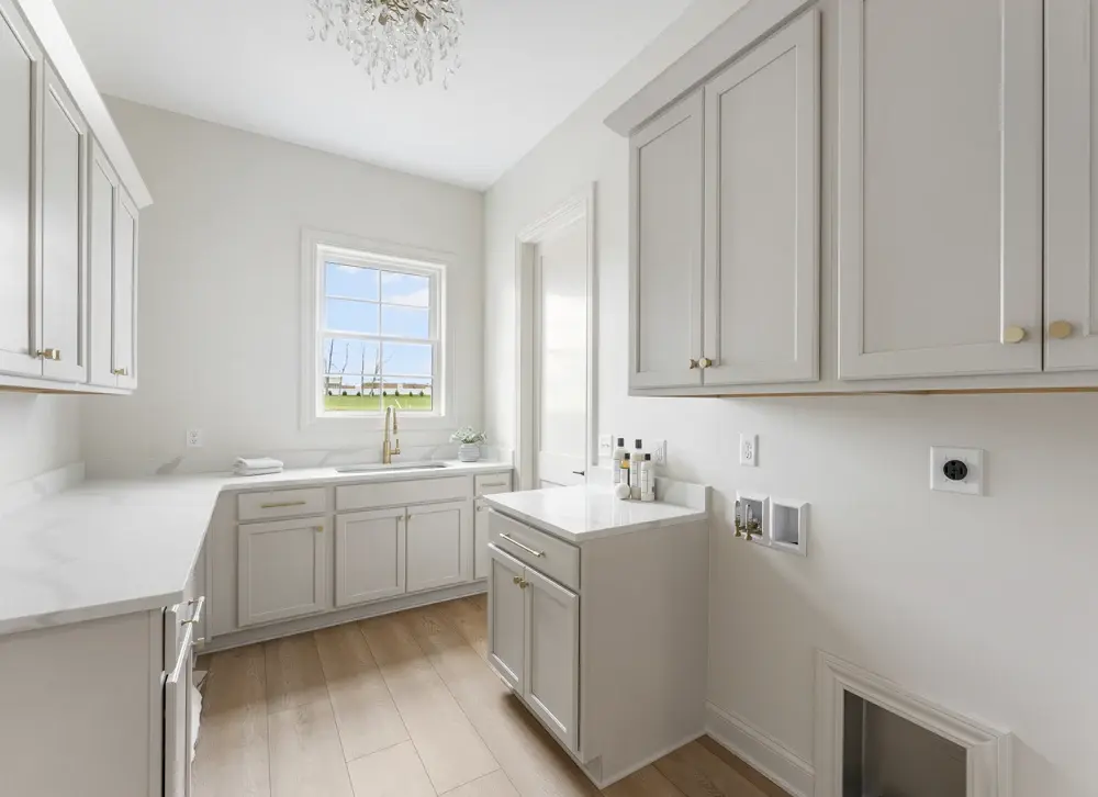 custom laundry room cabinets